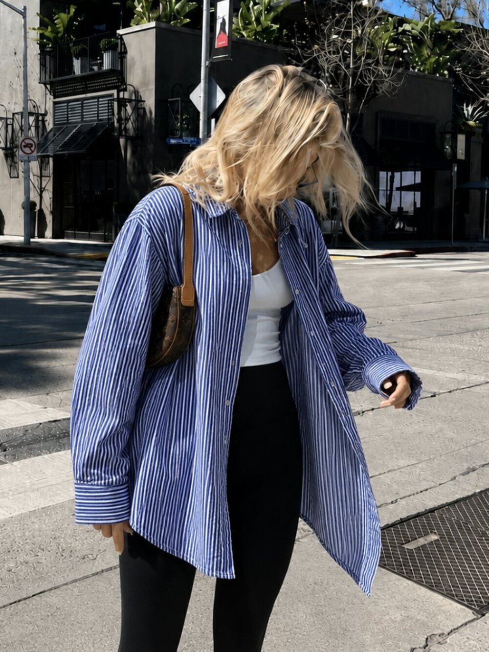 Roundtree & Yorke Blue Striped Button Down Shirt Top (q)